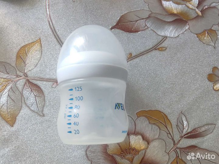 Бутылочки, соски на бутылки, ниблер