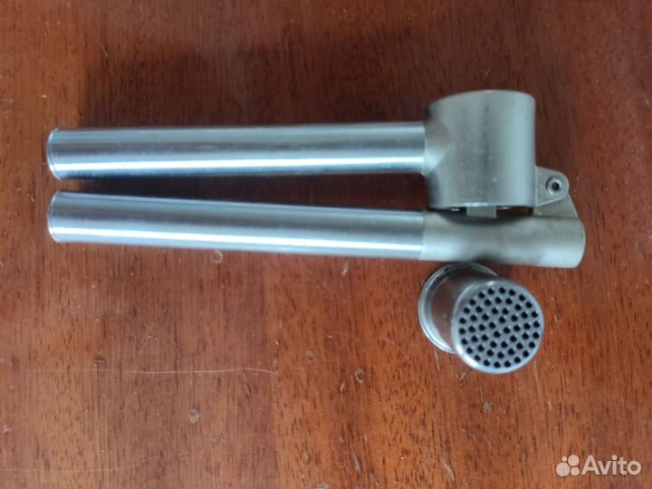 Чеснодавки или Пресс для чеснока