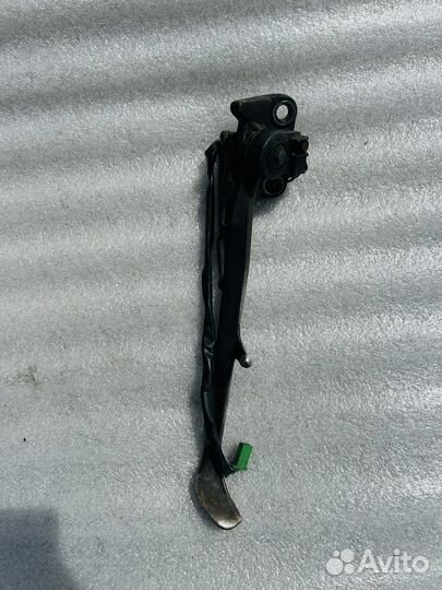 Боковая ножка honda cbr1100xx