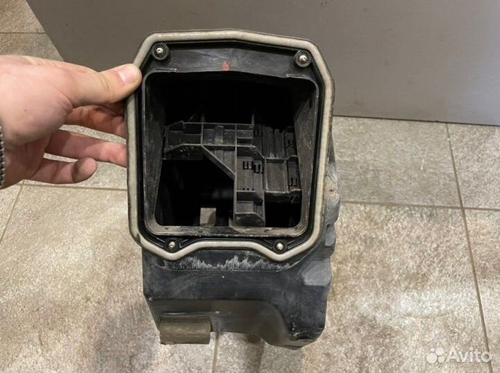 Корпус блока предохранителей Mercedes-Benz S Class