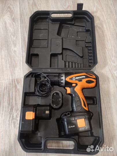 Шуруповерт Вихрь 14.4v