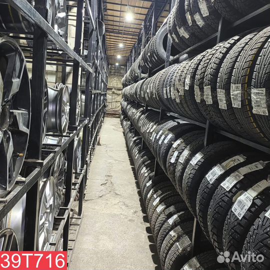 Opera NEA 01 215/50 R17 95M