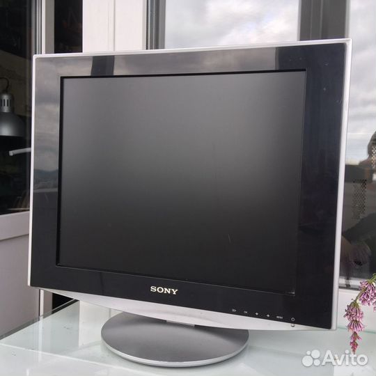 Монитор sony