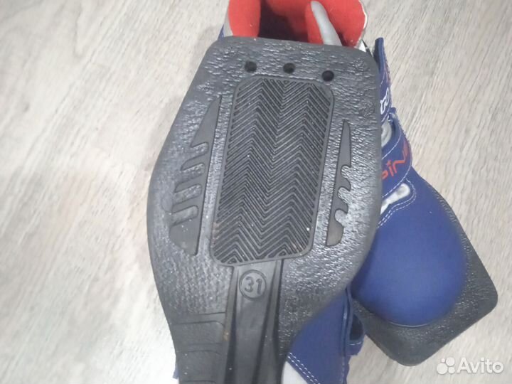 Лыжные ботинки spine