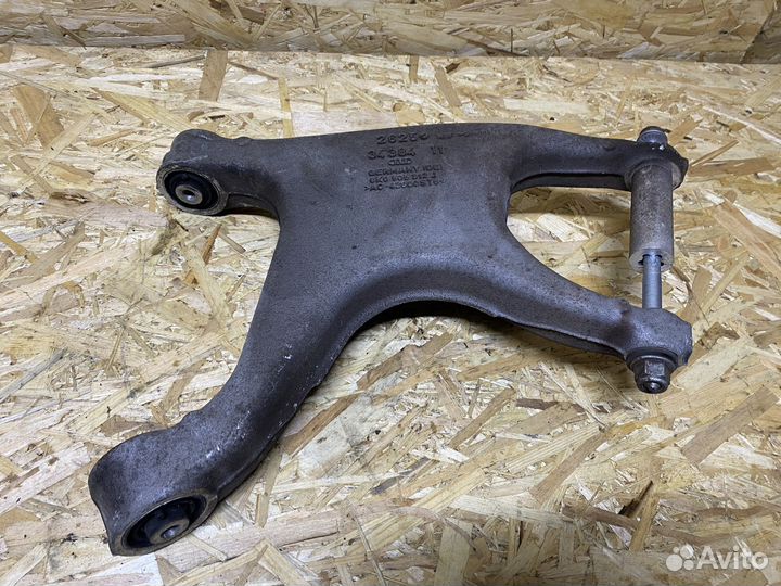 Рычаг поперечный задний правый Audi A4 B8 2010