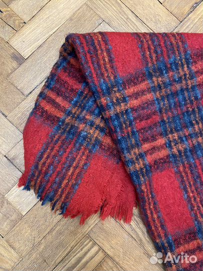 Шарф красный в клетку