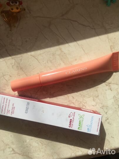 Блеск для губ Clarins 02