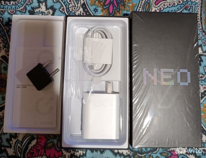 Vivo iQOO Neo9S Pro+, 12/256 ГБ