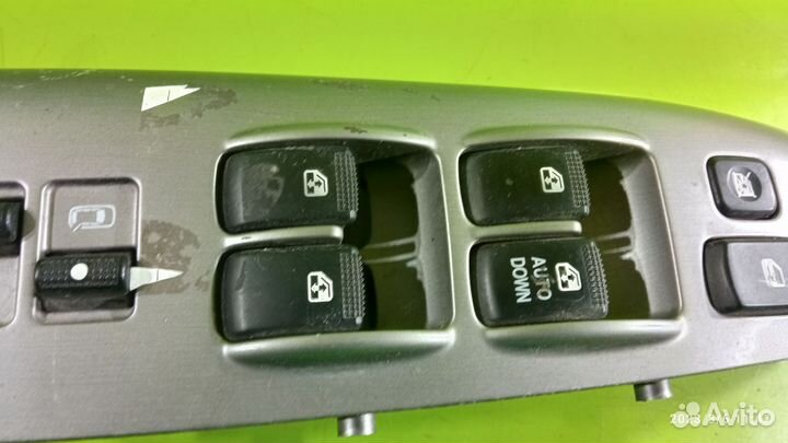 Блок управления стеклоподъёмниками Kia Carnival