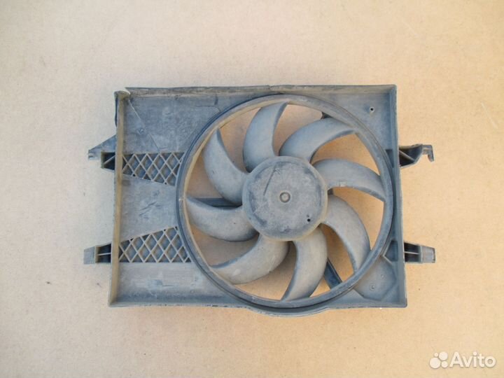 Вентилятор радиатора Ford Fusion