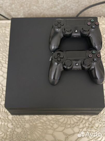 Sony PS4 pro 1tb
