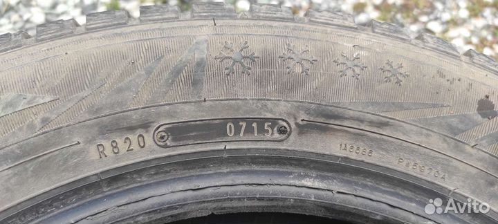 Dunlop SP Winter Ice 02 205/60 R16