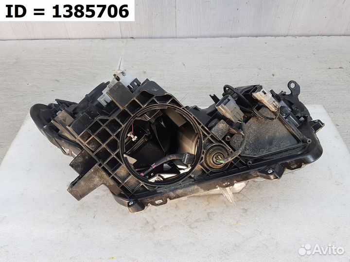 Фара левая Toyota RAV4