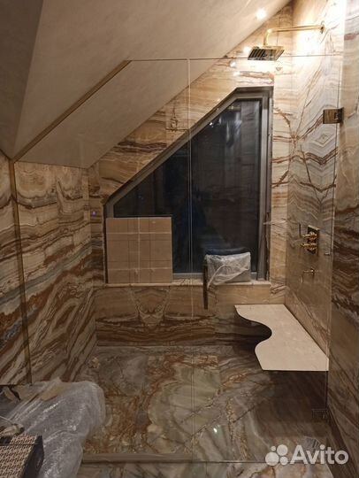 Стеклянная перегородка