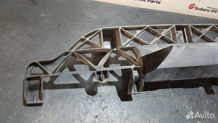 Кронштейн заднего бампера Audi Q7 4L 4.2 BAR 06