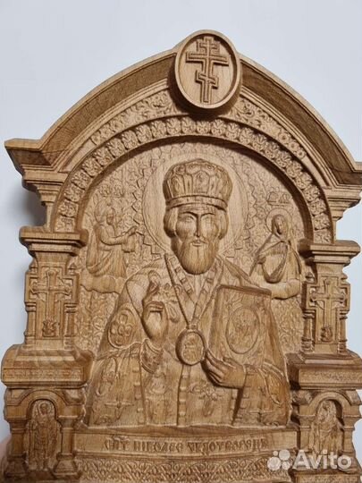 Икона из дерева