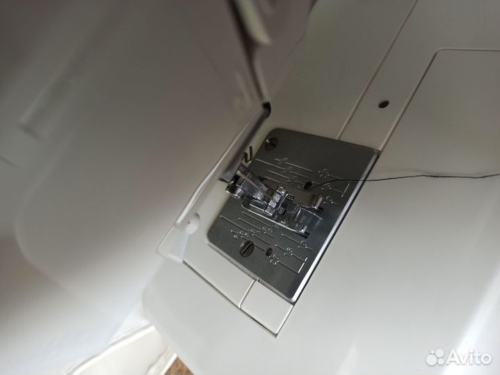 Швейная машина Janome EL545S