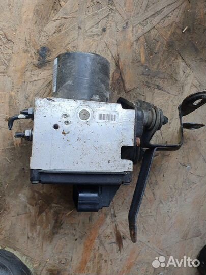 Блок abs Volkswagen Passat B6 седан 1.8 BZB