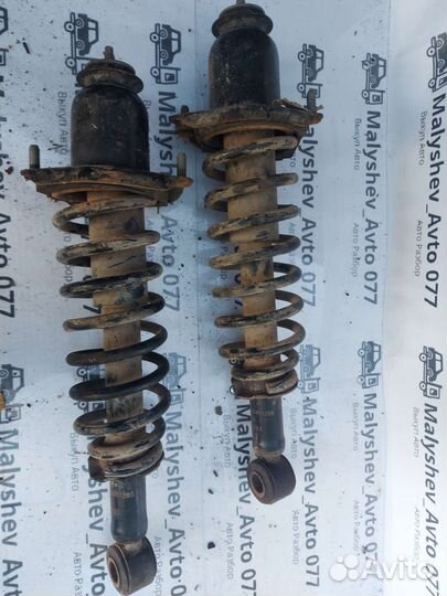 Задние стойки Geely Emgrand EC7