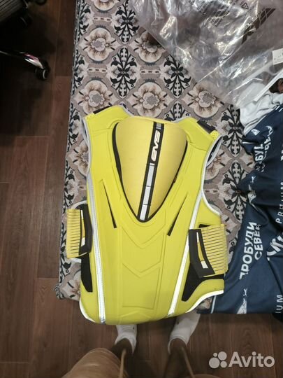 Защитный жилет EVS street