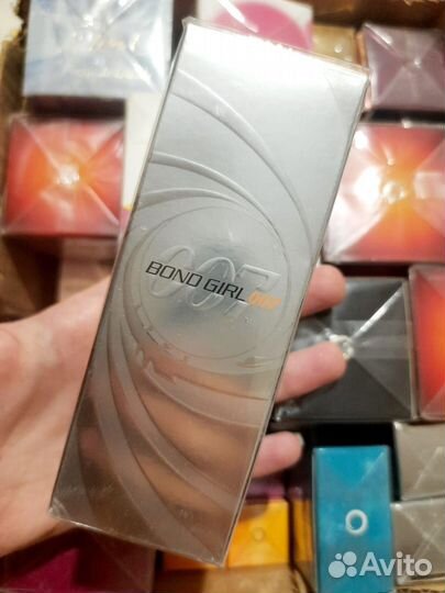 Редкий винтаж Bond girl 007