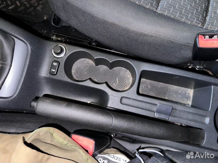 Центральная консоль Skoda Octavia A5 1.4 МКПП 2011