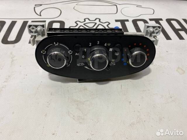 Блок управления климатом Renault Duster