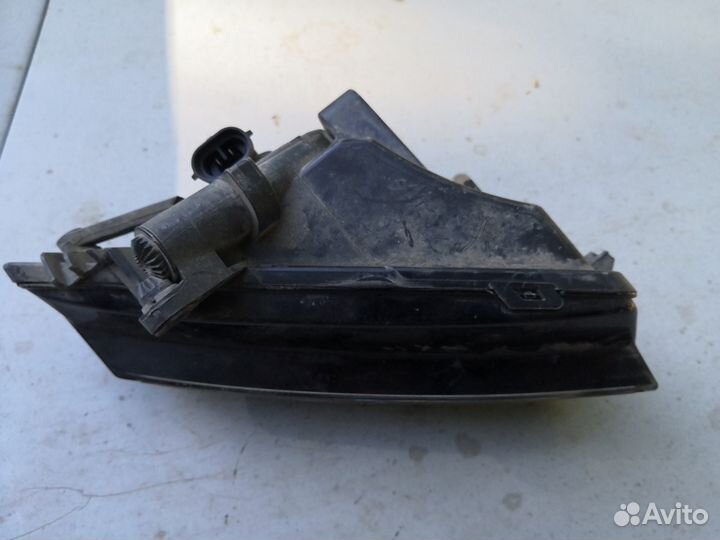 Противотуманная фара левая audi AI8X hella INE 01