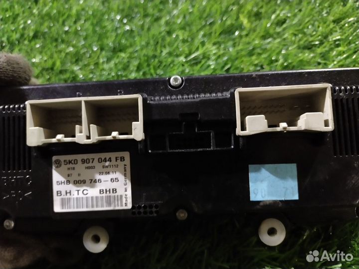 Блок управления климат-контролем Volkswagen Tiguan