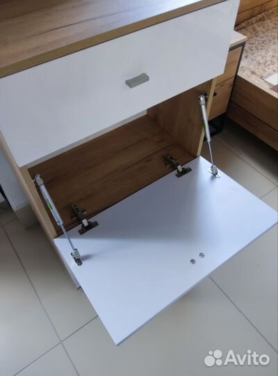 Зеркало и обувница в прихожую Фиджи Любимый дом