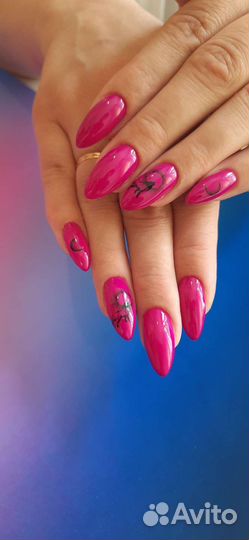 Маникюр, наращивание ногтей