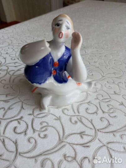 Фарфоровая статуэтка 1960-е