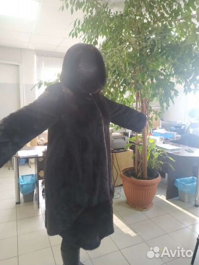 Шуба норковая с капюшоном 52 54 размер