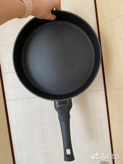 Сковорода 28 см Vitesse