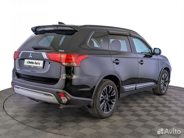 Mitsubishi Outlander 2.4 CVT, 2022, 57 108 км