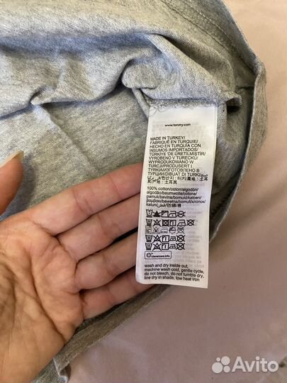 Tommy hilfiger футболка, размер S, оригинал