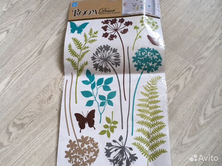 Наклейки для интерьера