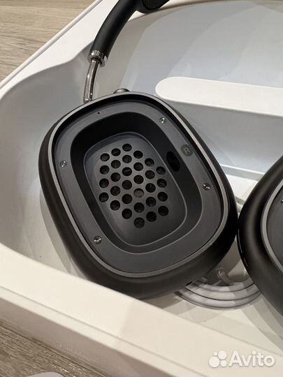 Продам Беспроводные наушники Airpods MAX в Родне