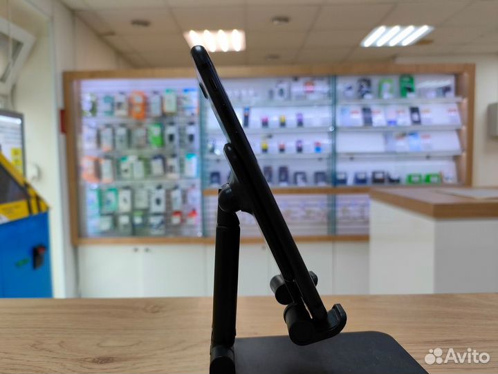 iPhone 7, 32 ГБ