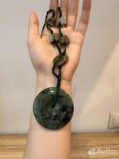 Украшения из натурального камня и дерева