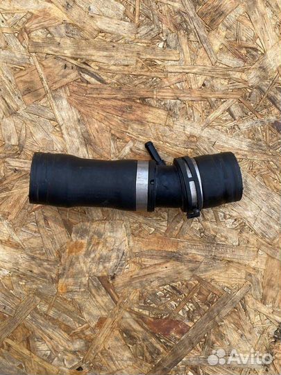 Патрубок охлаждения верхний Land Rover Range Rover