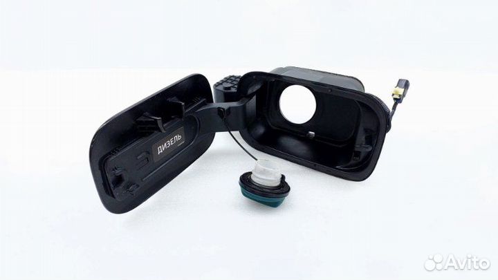 Б/У Б/У Лючок топливного бака Состояние отличное