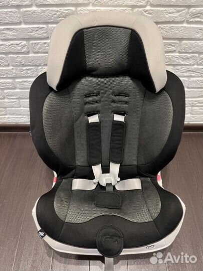 Автокресло carmate swing moon, Япония, 9-25 кг