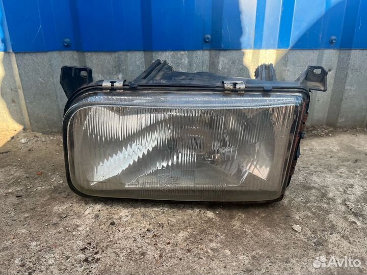 Передняя левая фара volkswagen passat b3