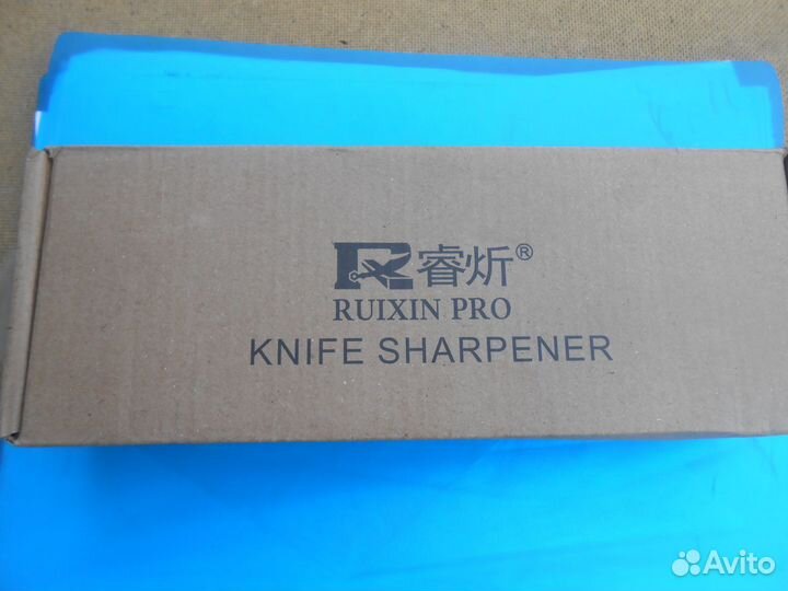 Точилка для ножей Ruixin Pro III с камнями новая