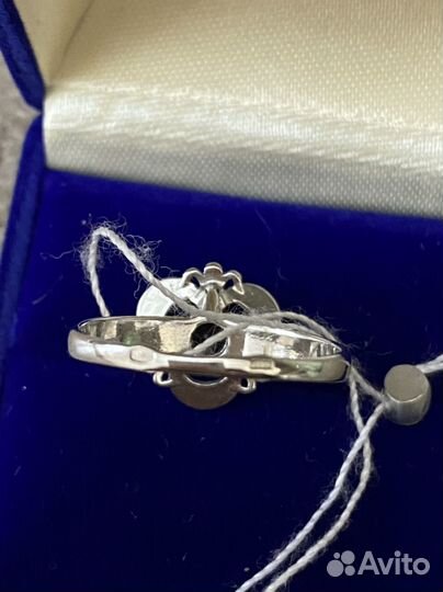 Серебряное кольцо
