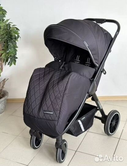 Прогулочная коляска Luxmom 720 2023г