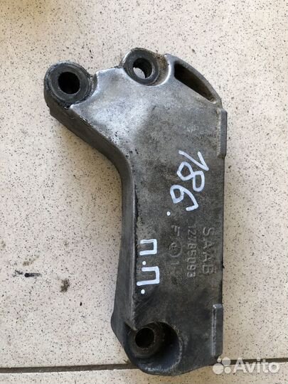 Подушка опора кронштейн Saab 9-3 II