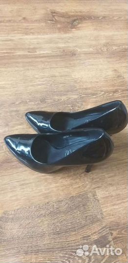 Лаковые туфли