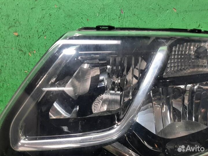 Фара левая Renault Duster 2017